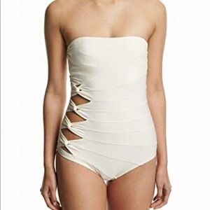 Carmen Marc Valvo Swimsuit One Piece Twist Knot Bandeau Strapless Ivory Size 6